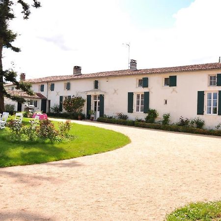 Bed and Breakfast Le Logis Du Plessis Chaniers Экстерьер фото