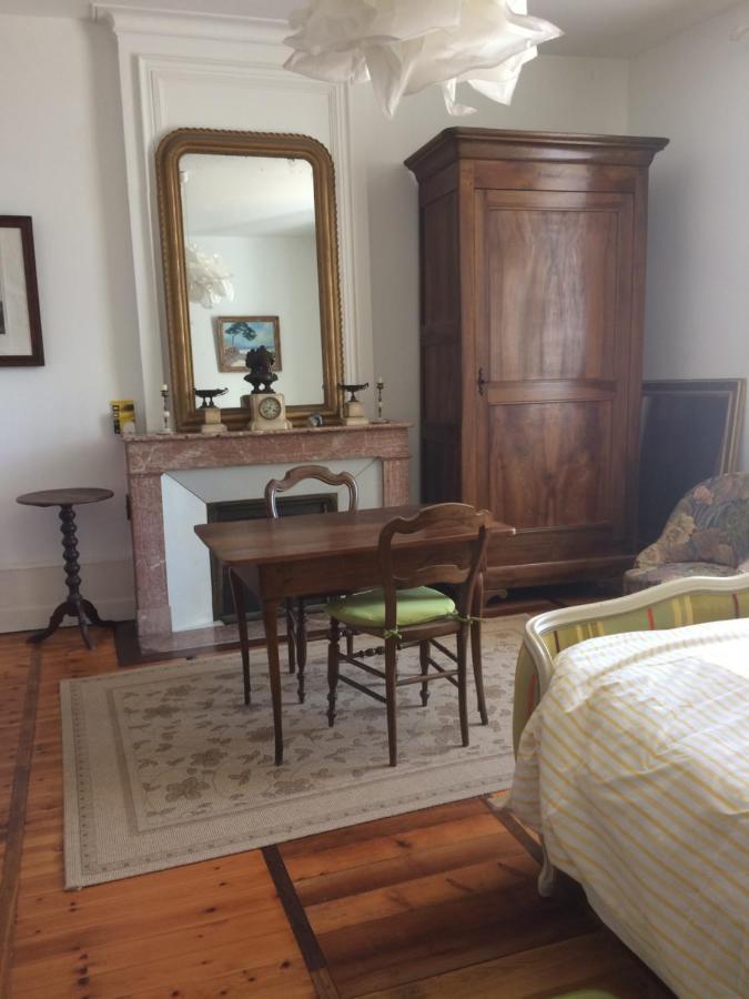Bed and Breakfast Le Logis Du Plessis Chaniers Экстерьер фото