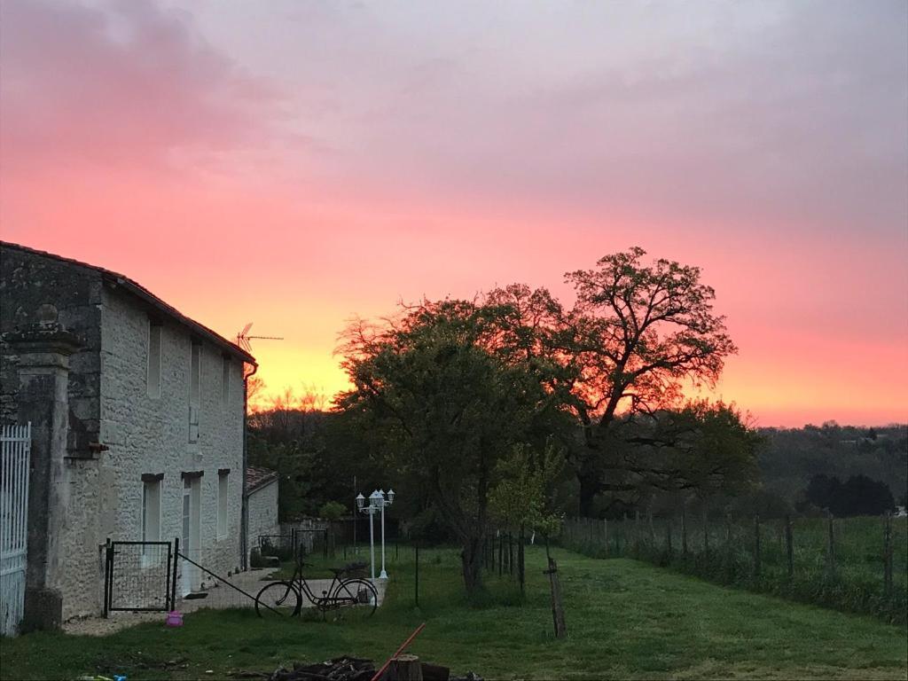 Bed and Breakfast Le Logis Du Plessis Chaniers Экстерьер фото